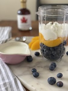 Ingredients to blueberry peach smoothie